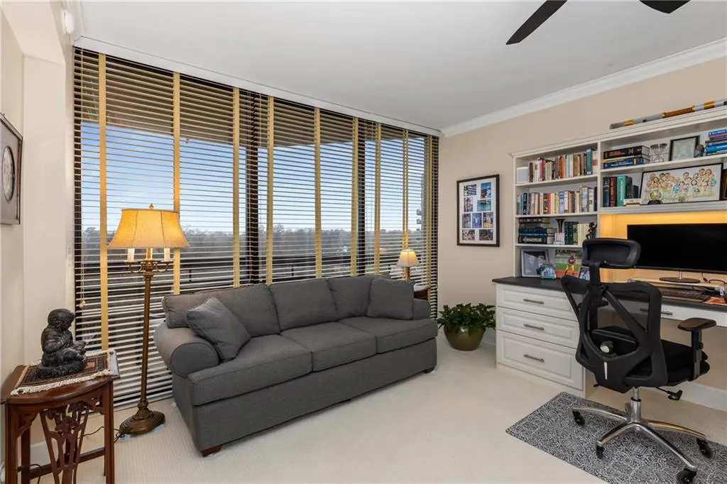 2660 Peachtree Road Nw Unit 14d, Atlanta, Georgia 30305, 2 Bedrooms Bedrooms, ,2 BathroomsBathrooms,Residential,For Sale,2660 Peachtree Road Nw Unit 14d,7535835
