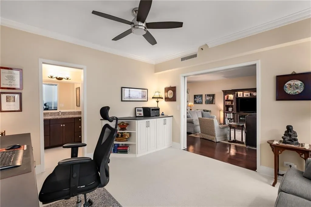 2660 Peachtree Road Nw Unit 14d, Atlanta, Georgia 30305, 2 Bedrooms Bedrooms, ,2 BathroomsBathrooms,Residential,For Sale,2660 Peachtree Road Nw Unit 14d,7535835