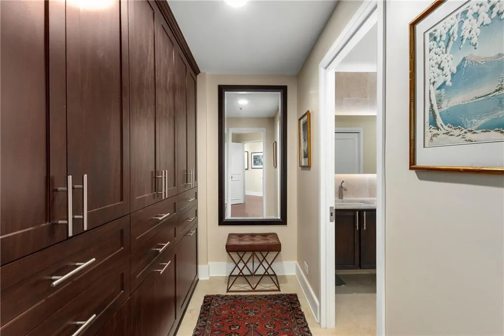 2660 Peachtree Road Nw Unit 14d, Atlanta, Georgia 30305, 2 Bedrooms Bedrooms, ,2 BathroomsBathrooms,Residential,For Sale,2660 Peachtree Road Nw Unit 14d,7535835