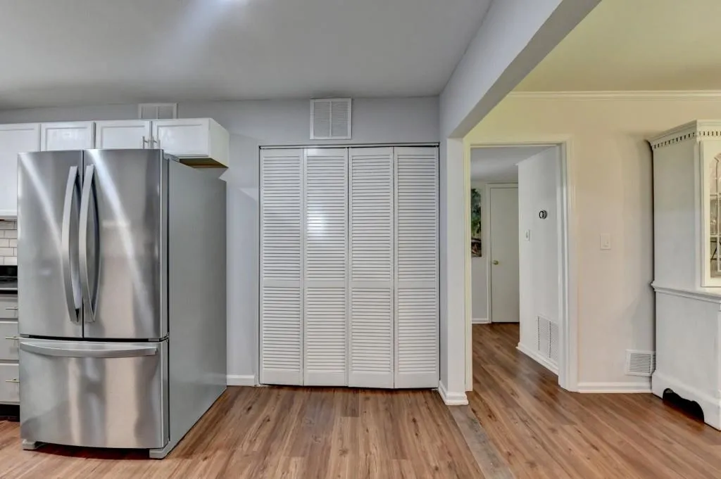 5400 Roswell Road Unit N1, Sandy Springs, Georgia 30342, 2 Bedrooms Bedrooms, ,2 BathroomsBathrooms,Residential,Sold,5400 Roswell Road Unit N1,7572673