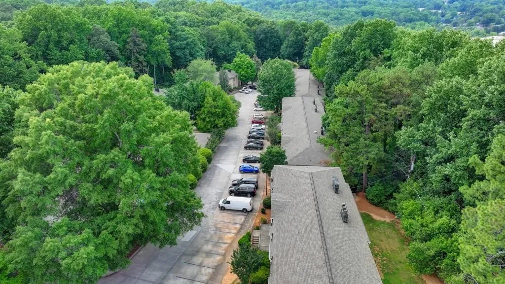 5400 Roswell Road Unit N1, Sandy Springs, Georgia 30342, 2 Bedrooms Bedrooms, ,2 BathroomsBathrooms,Residential,Sold,5400 Roswell Road Unit N1,7572673