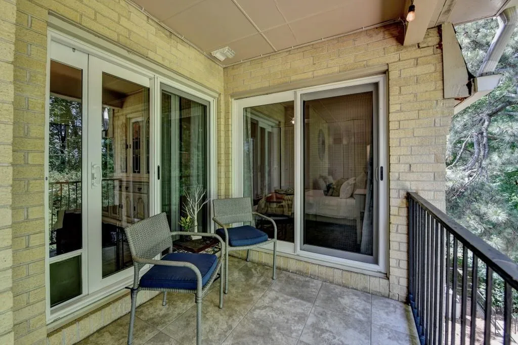 5400 Roswell Road Unit N1, Sandy Springs, Georgia 30342, 2 Bedrooms Bedrooms, ,2 BathroomsBathrooms,Residential,Sold,5400 Roswell Road Unit N1,7572673