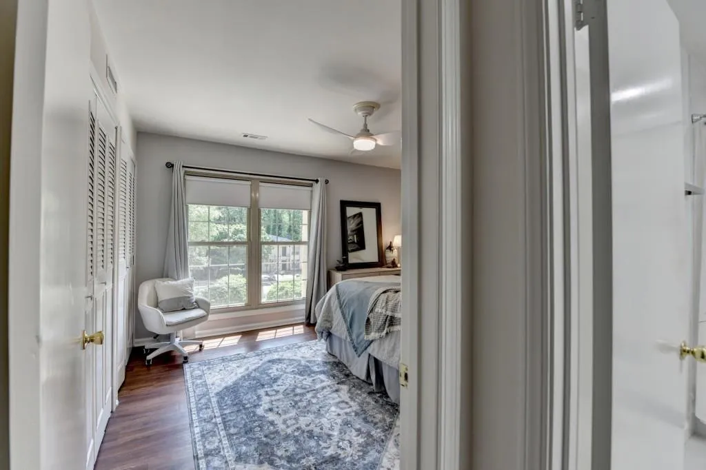 5400 Roswell Road Unit N1, Sandy Springs, Georgia 30342, 2 Bedrooms Bedrooms, ,2 BathroomsBathrooms,Residential,Sold,5400 Roswell Road Unit N1,7572673