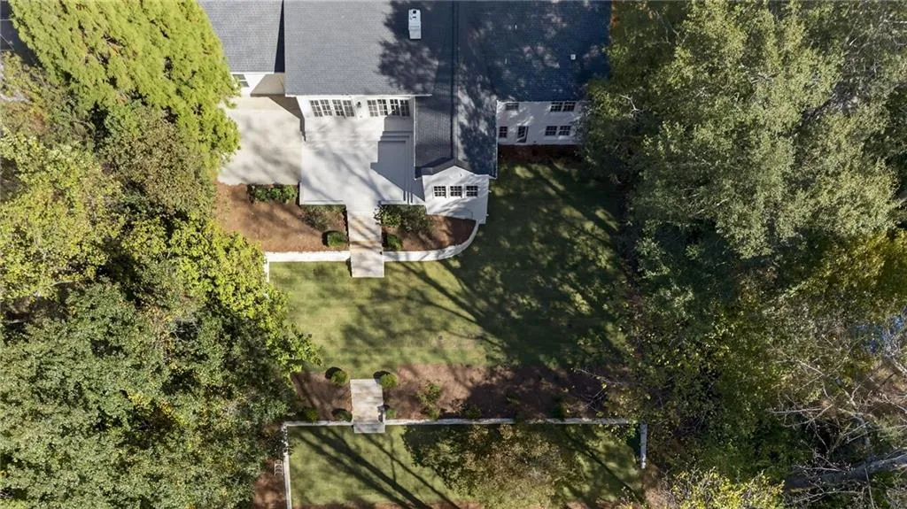 2914 Rockingham Drive Nw, Atlanta, Georgia 30327, 5 Bedrooms Bedrooms, ,4 BathroomsBathrooms,Residential,For Sale,2914 Rockingham Drive Nw,7667523 2914 Rockingham Drive Nw, Atlanta, Georgia 30327, 5 Bedrooms Bedrooms, ,4 BathroomsBathrooms,Residential,For Sale,2914 Rockingham Drive Nw,7667523