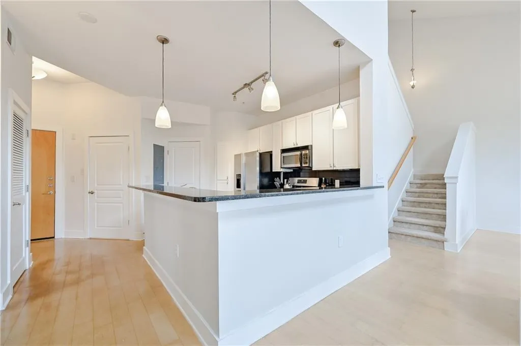 799 Hammond Drive Unit 421, Atlanta, Georgia 30328, 2 Bedrooms Bedrooms, ,2 BathroomsBathrooms,Residential,Sold,799 Hammond Drive Unit 421,7122267