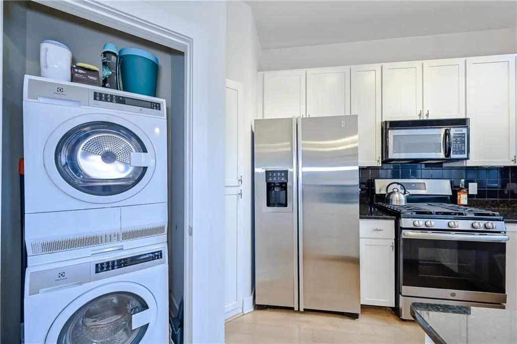 799 Hammond Drive Unit 421, Atlanta, Georgia 30328, 2 Bedrooms Bedrooms, ,2 BathroomsBathrooms,Residential,Sold,799 Hammond Drive Unit 421,7122267