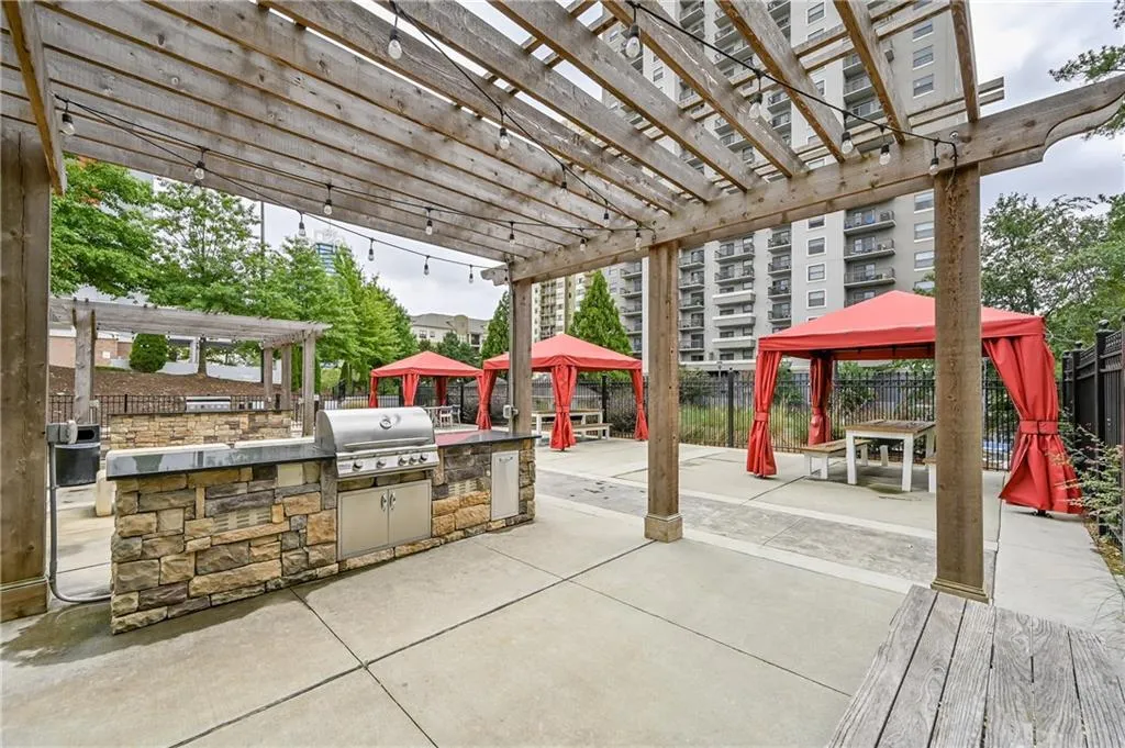 799 Hammond Drive Unit 421, Atlanta, Georgia 30328, 2 Bedrooms Bedrooms, ,2 BathroomsBathrooms,Residential,Sold,799 Hammond Drive Unit 421,7122267
