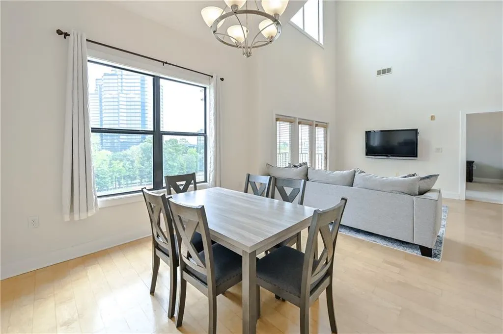 799 Hammond Drive Unit 421, Atlanta, Georgia 30328, 2 Bedrooms Bedrooms, ,2 BathroomsBathrooms,Residential,Sold,799 Hammond Drive Unit 421,7122267