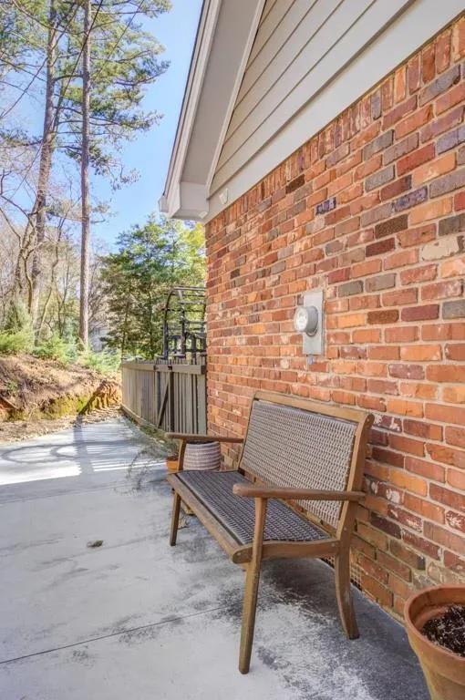 7160 Twin Branch Road, Atlanta, Georgia 30328, 4 Bedrooms Bedrooms, ,3 BathroomsBathrooms,Residential,Sold,7160 Twin Branch Road,7020330