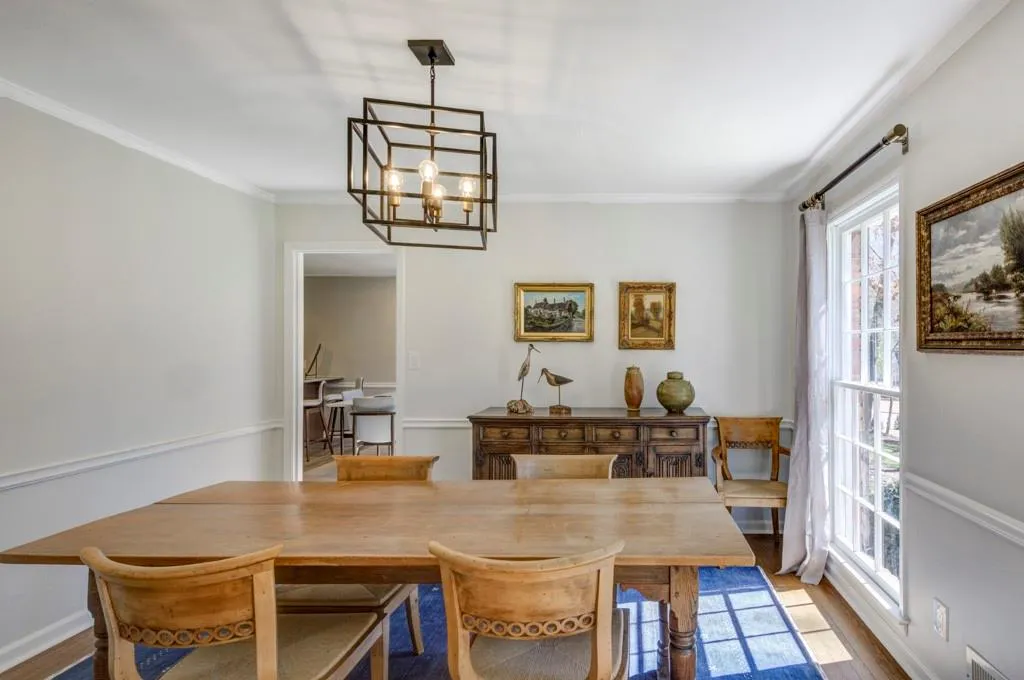 7160 Twin Branch Road, Atlanta, Georgia 30328, 4 Bedrooms Bedrooms, ,3 BathroomsBathrooms,Residential,Sold,7160 Twin Branch Road,7020330