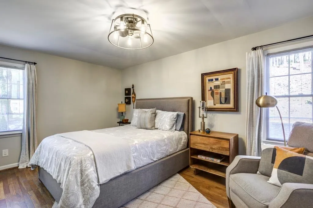 7160 Twin Branch Road, Atlanta, Georgia 30328, 4 Bedrooms Bedrooms, ,3 BathroomsBathrooms,Residential,Sold,7160 Twin Branch Road,7020330