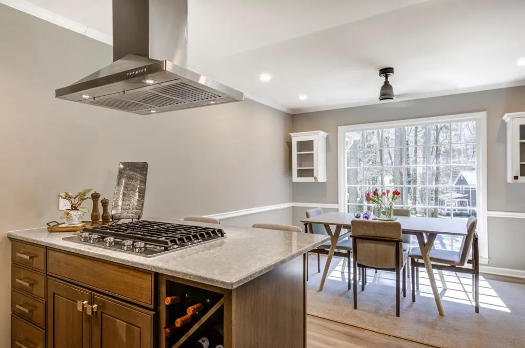 7160 Twin Branch Road, Atlanta, Georgia 30328, 4 Bedrooms Bedrooms, ,3 BathroomsBathrooms,Residential,Sold,7160 Twin Branch Road,7020330