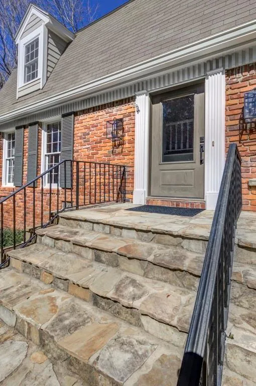 7160 Twin Branch Road, Atlanta, Georgia 30328, 4 Bedrooms Bedrooms, ,3 BathroomsBathrooms,Residential,Sold,7160 Twin Branch Road,7020330