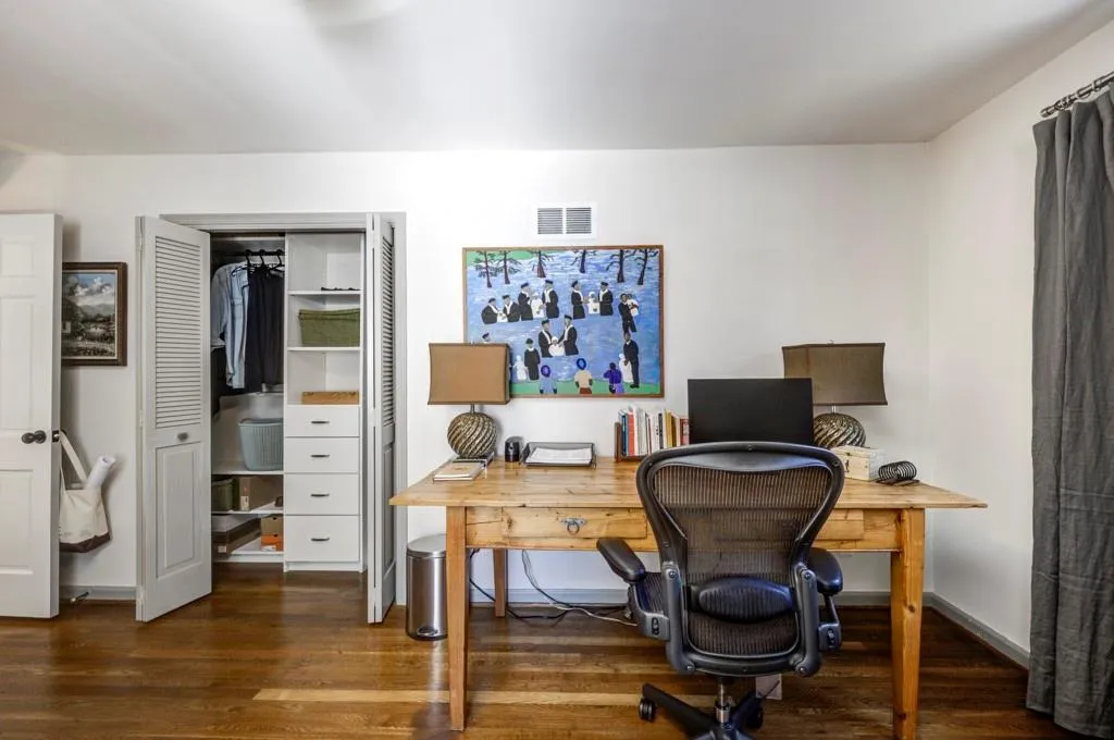 7160 Twin Branch Road, Atlanta, Georgia 30328, 4 Bedrooms Bedrooms, ,3 BathroomsBathrooms,Residential,Sold,7160 Twin Branch Road,7020330