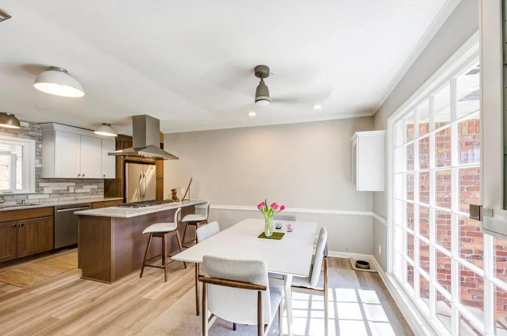 7160 Twin Branch Road, Atlanta, Georgia 30328, 4 Bedrooms Bedrooms, ,3 BathroomsBathrooms,Residential,Sold,7160 Twin Branch Road,7020330