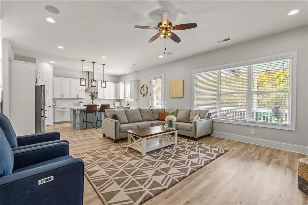 879 Samples Lane Nw, Atlanta, Georgia 30318, 4 Bedrooms Bedrooms, ,2 BathroomsBathrooms,Residential,For Sale,879 Samples Lane Nw,7668306 879 Samples Lane Nw, Atlanta, Georgia 30318, 4 Bedrooms Bedrooms, ,2 BathroomsBathrooms,Residential,For Sale,879 Samples Lane Nw,7668306