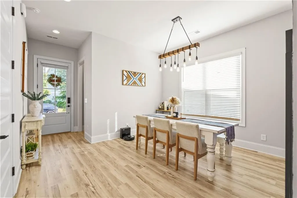 879 Samples Lane Nw, Atlanta, Georgia 30318, 4 Bedrooms Bedrooms, ,2 BathroomsBathrooms,Residential,For Sale,879 Samples Lane Nw,7668306 879 Samples Lane Nw, Atlanta, Georgia 30318, 4 Bedrooms Bedrooms, ,2 BathroomsBathrooms,Residential,For Sale,879 Samples Lane Nw,7668306