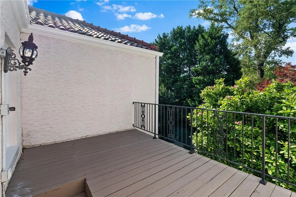 401 Peachtree Battle Avenue Nw, Atlanta, Georgia 30305, 4 Bedrooms Bedrooms, ,3 BathroomsBathrooms,Residential,For Sale,401 Peachtree Battle Avenue Nw,7541406