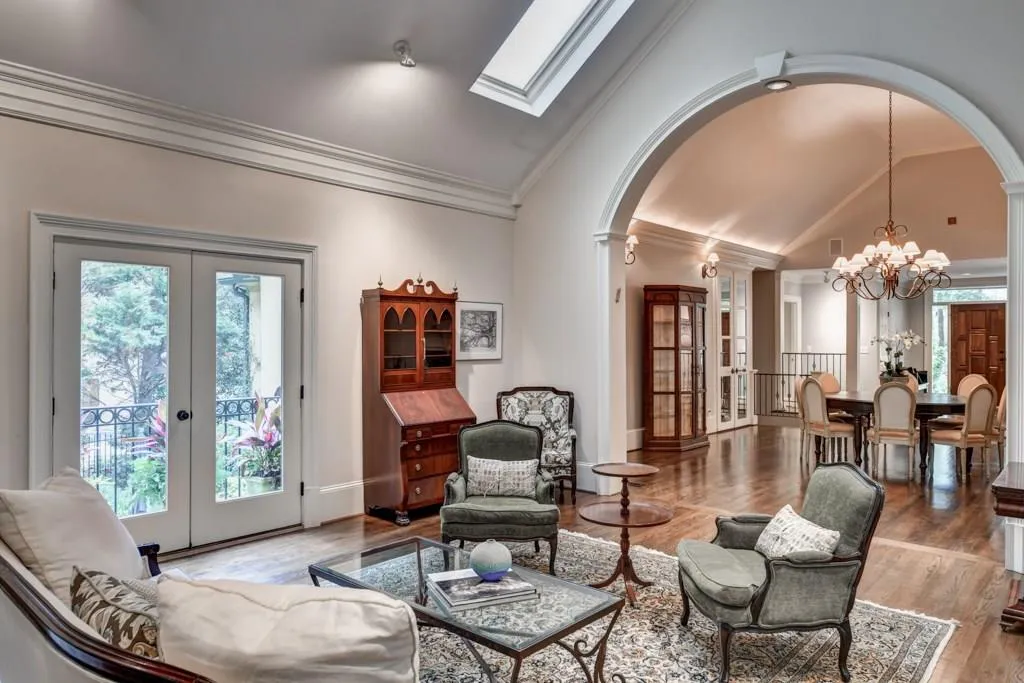 400 N Errol Court, Sandy Springs, Georgia 30327, 5 Bedrooms Bedrooms, ,4 BathroomsBathrooms,Residential,Sold,400 N Errol Court,6077662