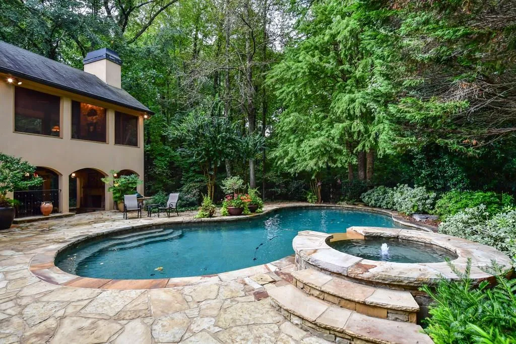 400 N Errol Court, Sandy Springs, Georgia 30327, 5 Bedrooms Bedrooms, ,4 BathroomsBathrooms,Residential,Sold,400 N Errol Court,6077662