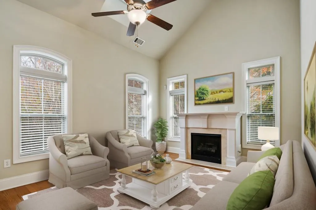 867 Perennial Drive Unit 106, Atlanta, Georgia 30328, 2 Bedrooms Bedrooms, ,2 BathroomsBathrooms,Residential,Sold,867 Perennial Drive Unit 106,7141846