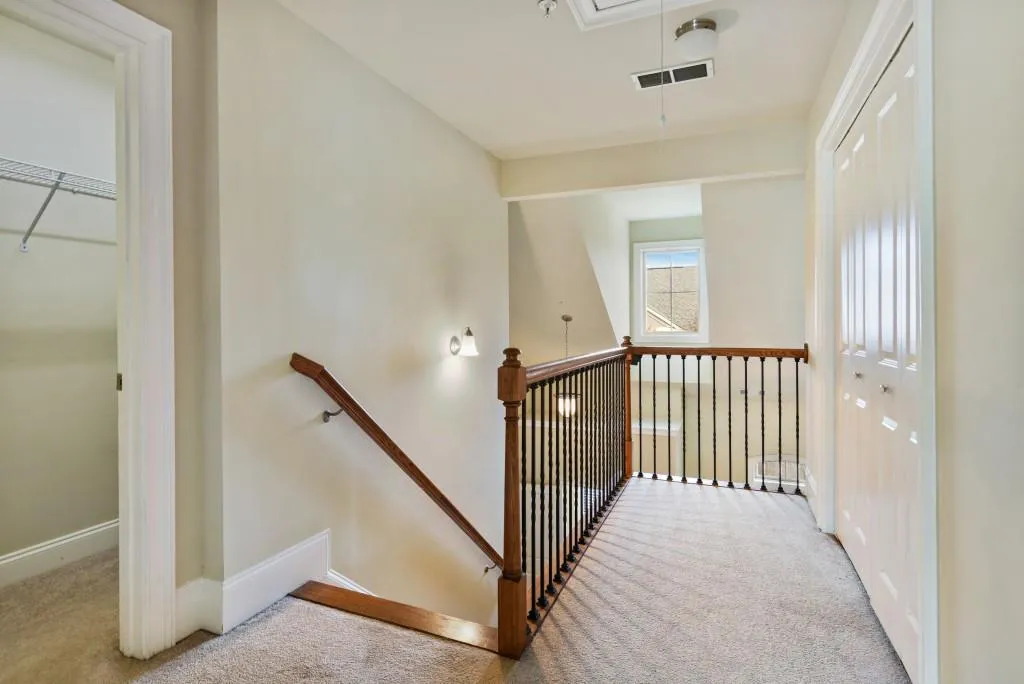 867 Perennial Drive Unit 106, Atlanta, Georgia 30328, 2 Bedrooms Bedrooms, ,2 BathroomsBathrooms,Residential,Sold,867 Perennial Drive Unit 106,7141846