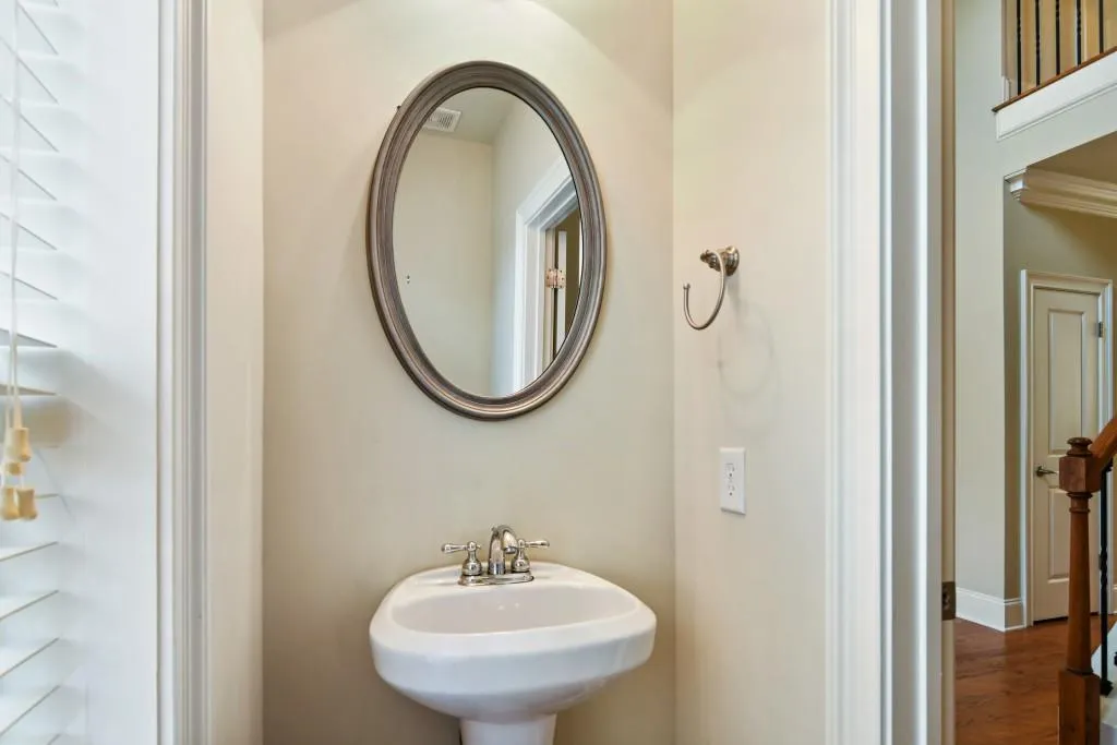 867 Perennial Drive Unit 106, Atlanta, Georgia 30328, 2 Bedrooms Bedrooms, ,2 BathroomsBathrooms,Residential,Sold,867 Perennial Drive Unit 106,7141846