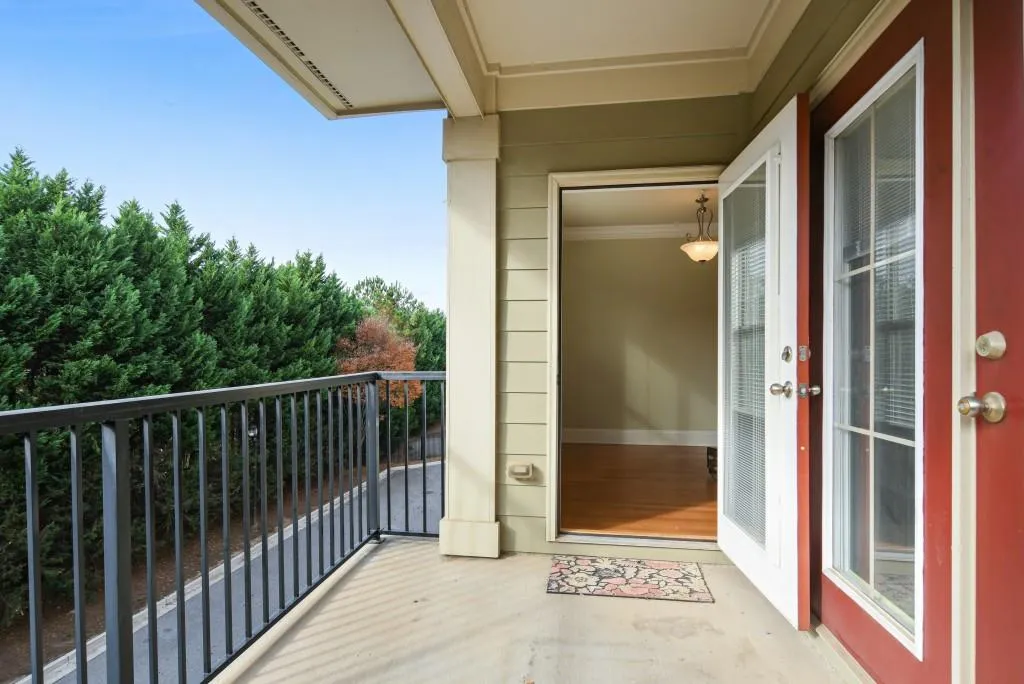 867 Perennial Drive Unit 106, Atlanta, Georgia 30328, 2 Bedrooms Bedrooms, ,2 BathroomsBathrooms,Residential,Sold,867 Perennial Drive Unit 106,7141846