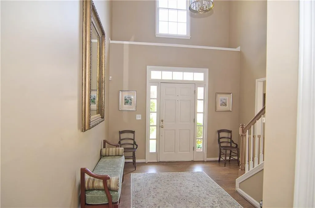 2707 Woodland Brook Lane, Atlanta, Georgia 30339, 4 Bedrooms Bedrooms, ,2 BathroomsBathrooms,Residential,Sold,2707 Woodland Brook Lane,5825528