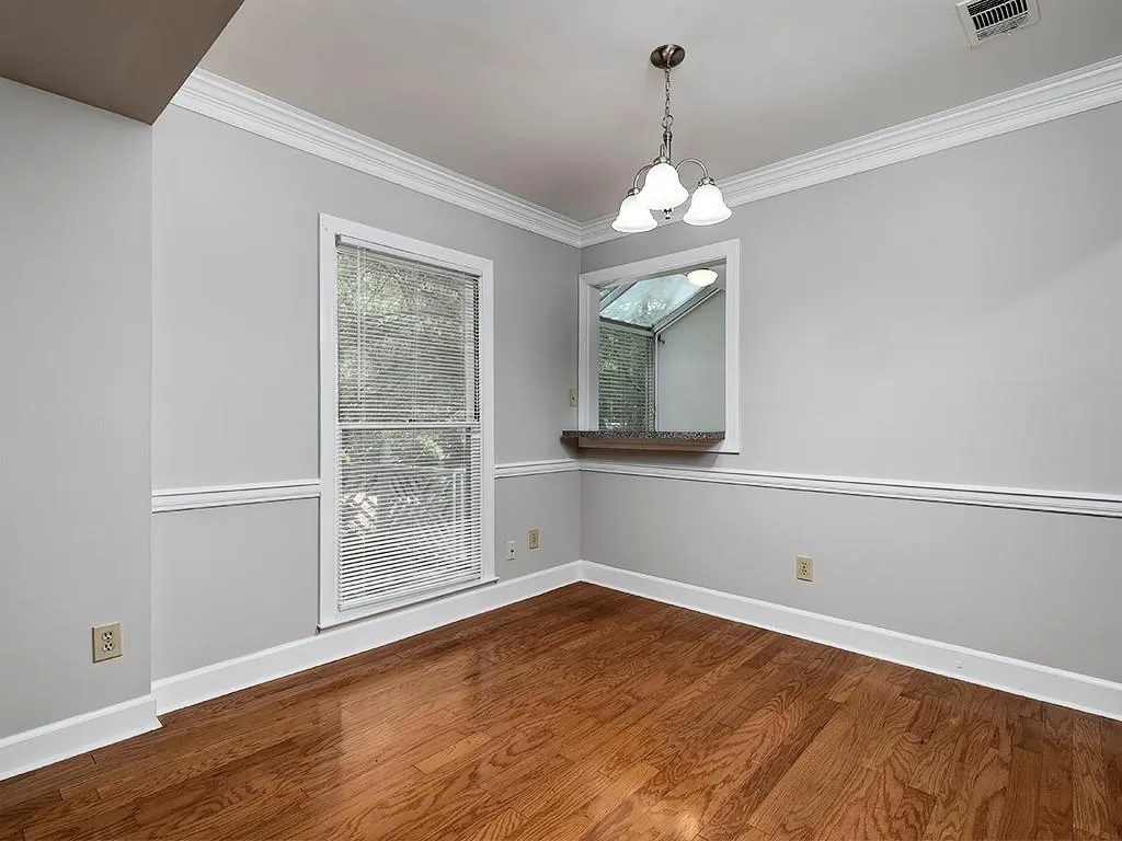 7500 Roswell Road Unit 100, Sandy Springs, Georgia 30350, 2 Bedrooms Bedrooms, ,2 BathroomsBathrooms,Residential,Sold,7500 Roswell Road Unit 100,7065715