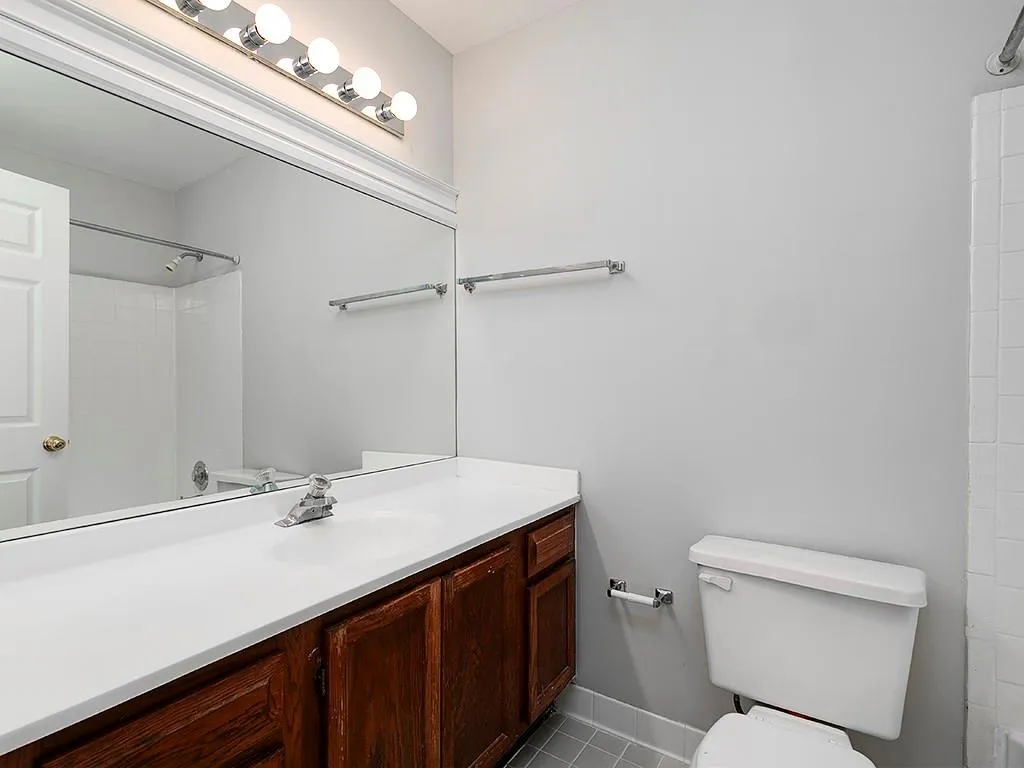 7500 Roswell Road Unit 100, Sandy Springs, Georgia 30350, 2 Bedrooms Bedrooms, ,2 BathroomsBathrooms,Residential,Sold,7500 Roswell Road Unit 100,7065715