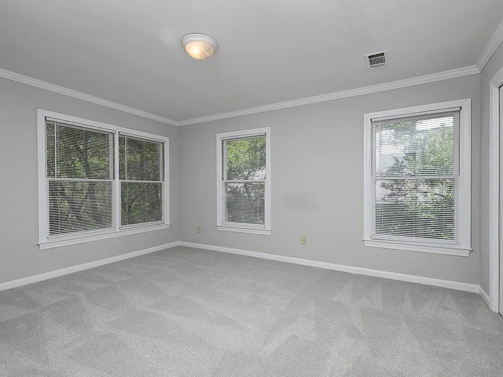 7500 Roswell Road Unit 100, Sandy Springs, Georgia 30350, 2 Bedrooms Bedrooms, ,2 BathroomsBathrooms,Residential,Sold,7500 Roswell Road Unit 100,7065715