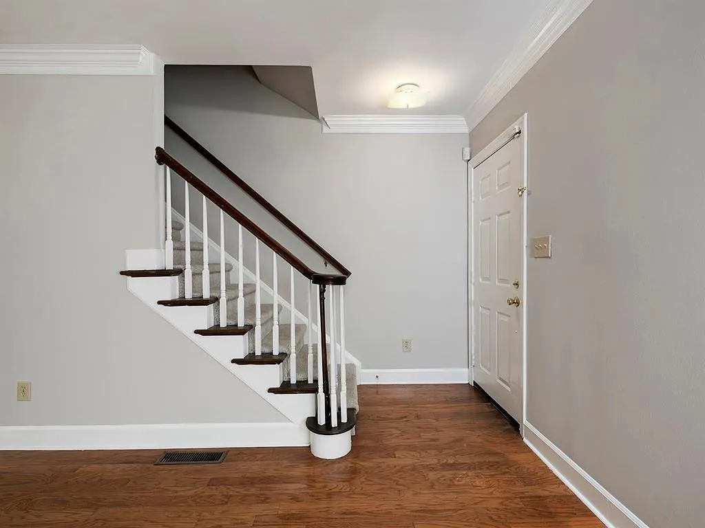 7500 Roswell Road Unit 100, Sandy Springs, Georgia 30350, 2 Bedrooms Bedrooms, ,2 BathroomsBathrooms,Residential,Sold,7500 Roswell Road Unit 100,7065715