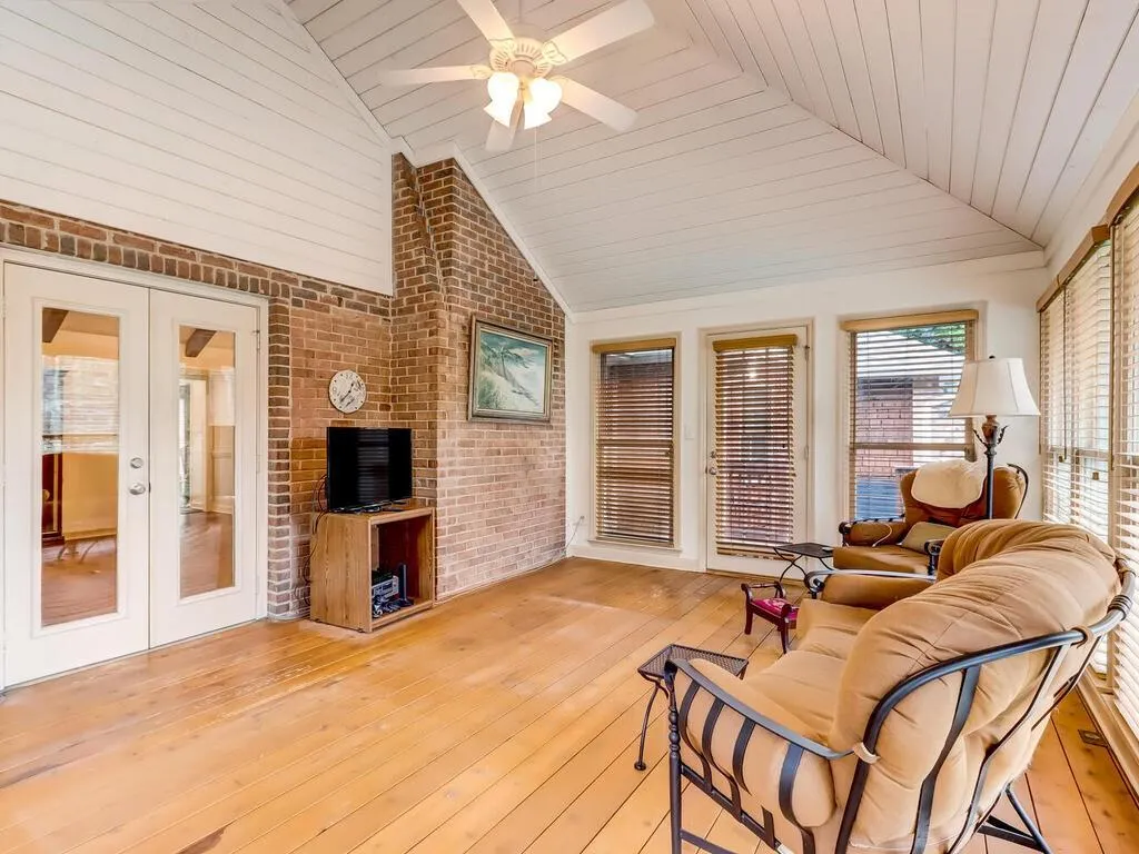 5605 Whitner Drive, Sandy Springs, Georgia 30327, 5 Bedrooms Bedrooms, ,4 BathroomsBathrooms,Residential,Sold,5605 Whitner Drive,6995574
