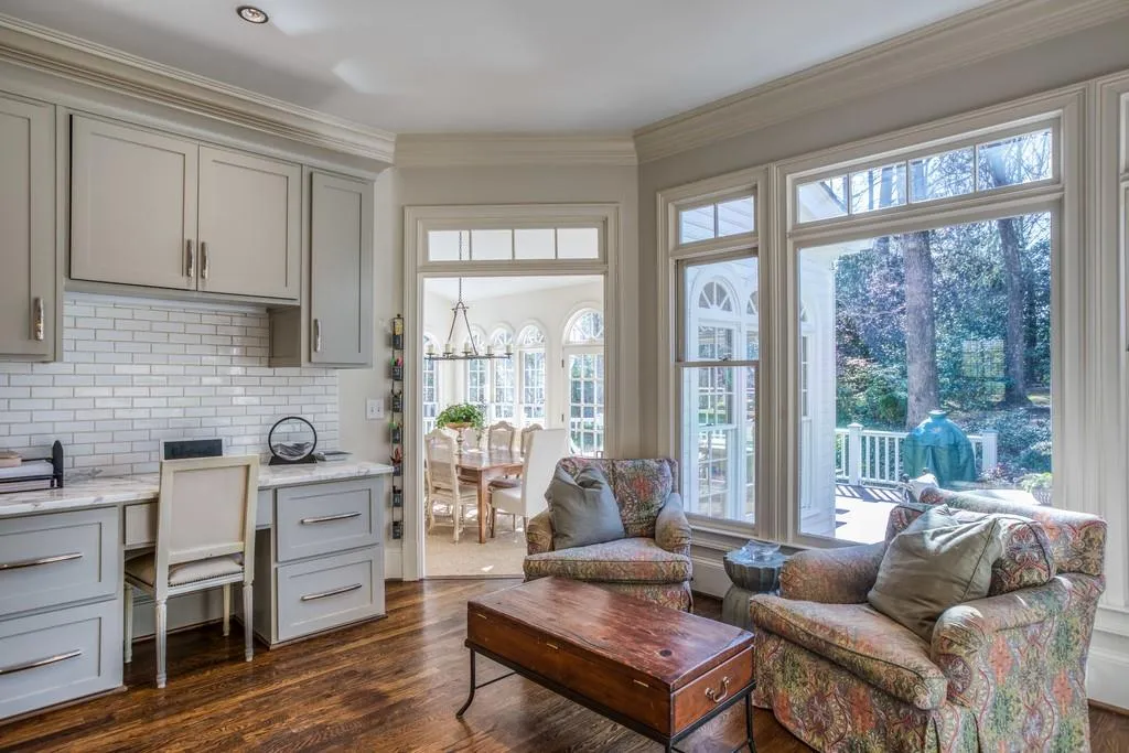 7875 Landowne Drive, Atlanta, Georgia 30350, 5 Bedrooms Bedrooms, ,4 BathroomsBathrooms,Residential,Sold,7875 Landowne Drive,6128994