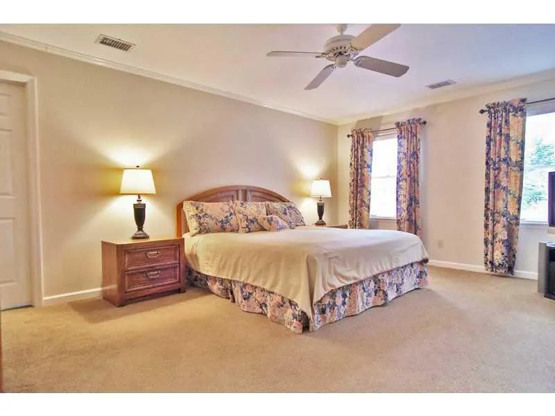 494 W Spalding Drive Ne, Atlanta, Georgia 30328, 4 Bedrooms Bedrooms, ,2 BathroomsBathrooms,Residential,Sold,494 W Spalding Drive Ne,5371359
