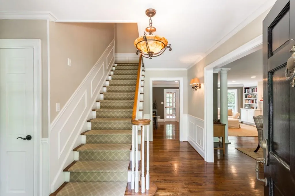 6160 Mountain Brook Lane, Sandy Springs, Georgia 30328, 4 Bedrooms Bedrooms, ,3 BathroomsBathrooms,Residential,Sold,6160 Mountain Brook Lane,5891106