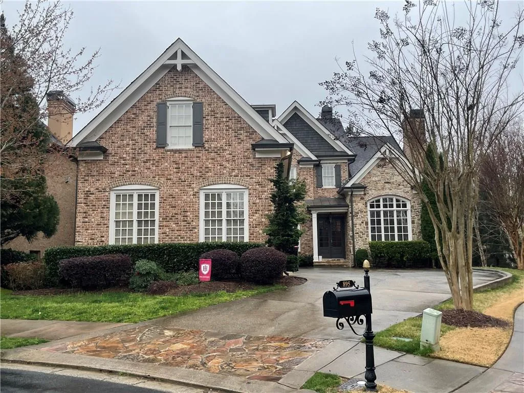 885 Glengate Place, Sandy Springs, Georgia 30328, 5 Bedrooms Bedrooms, ,5 BathroomsBathrooms,Residential,Sold,885 Glengate Place,7012568