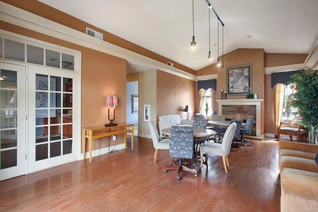 1150 Collier Road Unit J17, Atlanta, Georgia 30318, 2 Bedrooms Bedrooms, ,2 BathroomsBathrooms,Residential,Sold,1150 Collier Road Unit J17,5835169