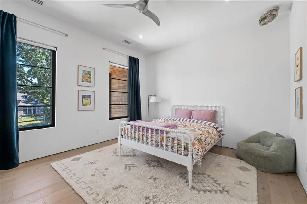 1127 Wimberly Road Ne, Atlanta, Georgia 30319, 5 Bedrooms Bedrooms, ,5 BathroomsBathrooms,Residential,For Sale,1127 Wimberly Road Ne,7647135