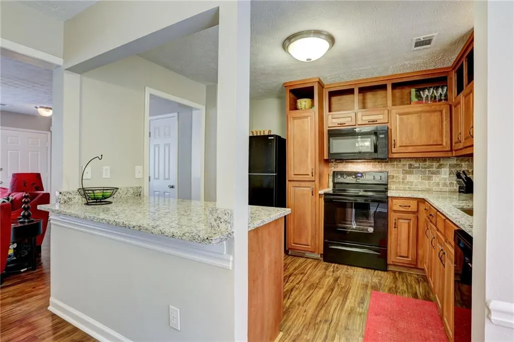 Georgia 30350, ,2 BathroomsBathrooms,Residential,Sold,6681811 Georgia 30350, ,2 BathroomsBathrooms,Residential,Sold,6681811