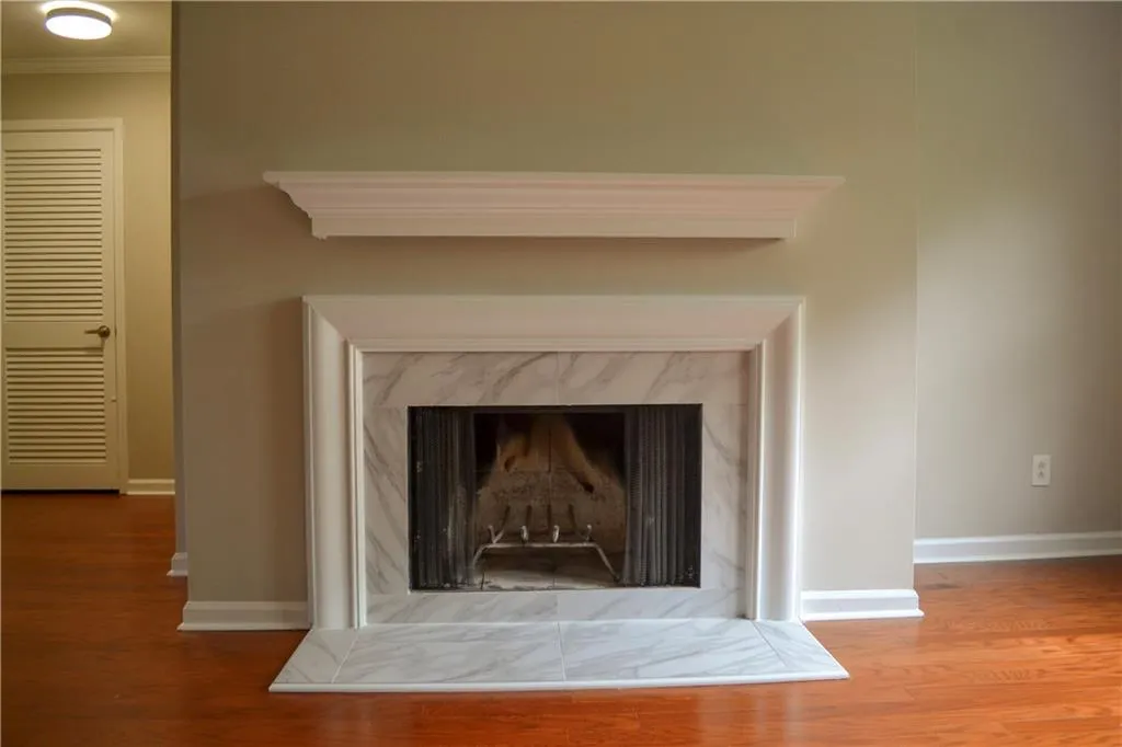 117 Rosaire Place Nw, Atlanta, Georgia 30327, 2 Bedrooms Bedrooms, ,2 BathroomsBathrooms,Residential,Sold,117 Rosaire Place Nw,5989869