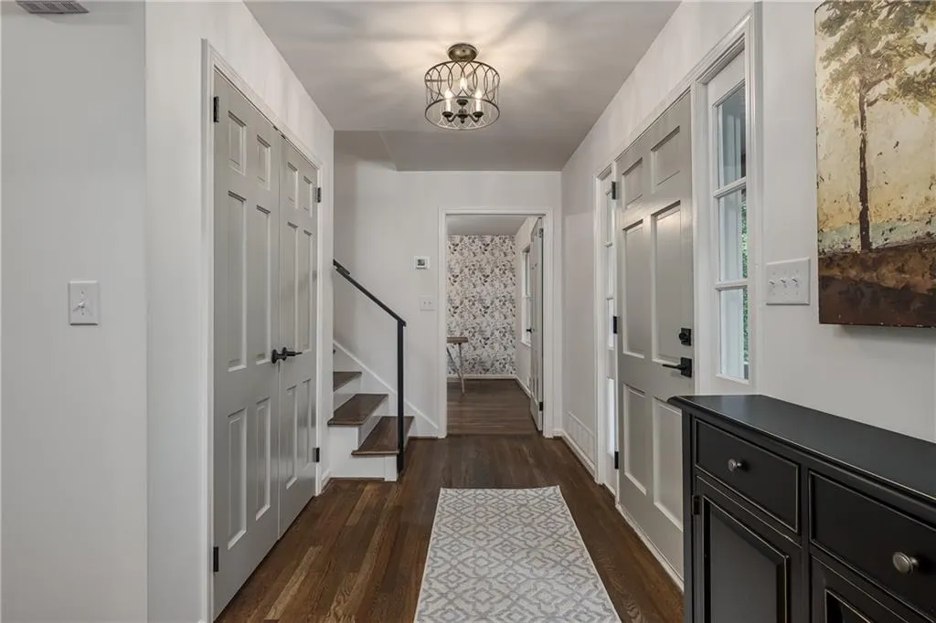 365 Forest Valley Court, Atlanta, Georgia 30342, 5 Bedrooms Bedrooms, ,3 BathroomsBathrooms,Residential,Sold,365 Forest Valley Court,6941814
