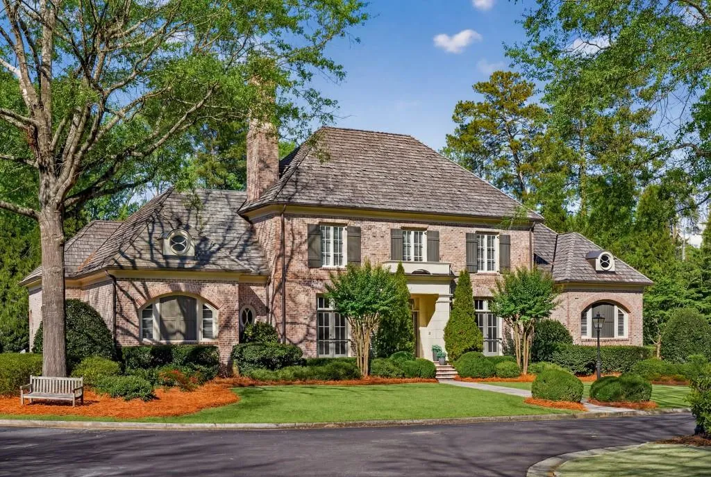 11 Leighton Court, Sandy Springs, Georgia 30327, 6 Bedrooms Bedrooms, ,7 BathroomsBathrooms,Residential,For Sale,11 Leighton Court,7712134