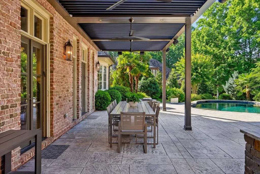 11 Leighton Court, Sandy Springs, Georgia 30327, 6 Bedrooms Bedrooms, ,7 BathroomsBathrooms,Residential,For Sale,11 Leighton Court,7712134