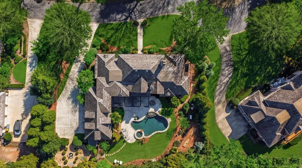 11 Leighton Court, Sandy Springs, Georgia 30327, 6 Bedrooms Bedrooms, ,7 BathroomsBathrooms,Residential,For Sale,11 Leighton Court,7712134