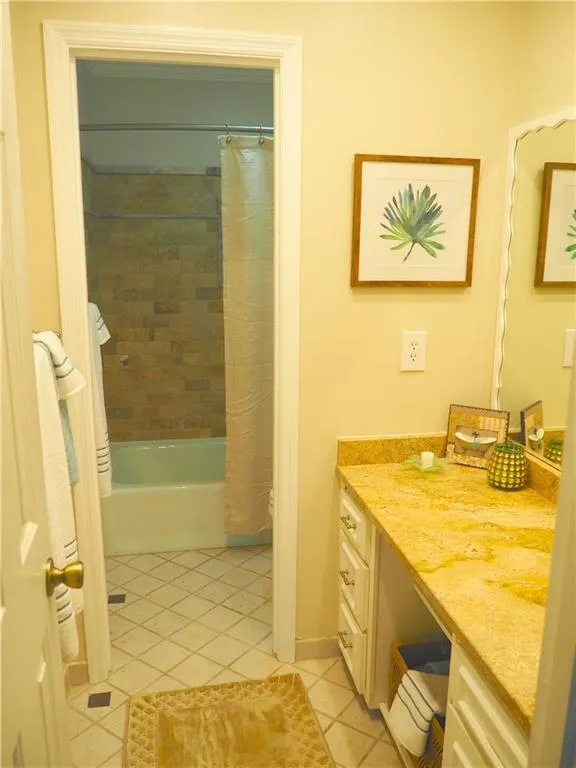 5239 Glenridge Drive, Atlanta, Georgia 30342, 3 Bedrooms Bedrooms, ,2 BathroomsBathrooms,Residential,Sold,5239 Glenridge Drive,5831388