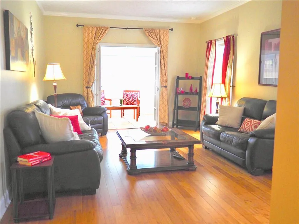 5239 Glenridge Drive, Atlanta, Georgia 30342, 3 Bedrooms Bedrooms, ,2 BathroomsBathrooms,Residential,Sold,5239 Glenridge Drive,5831388