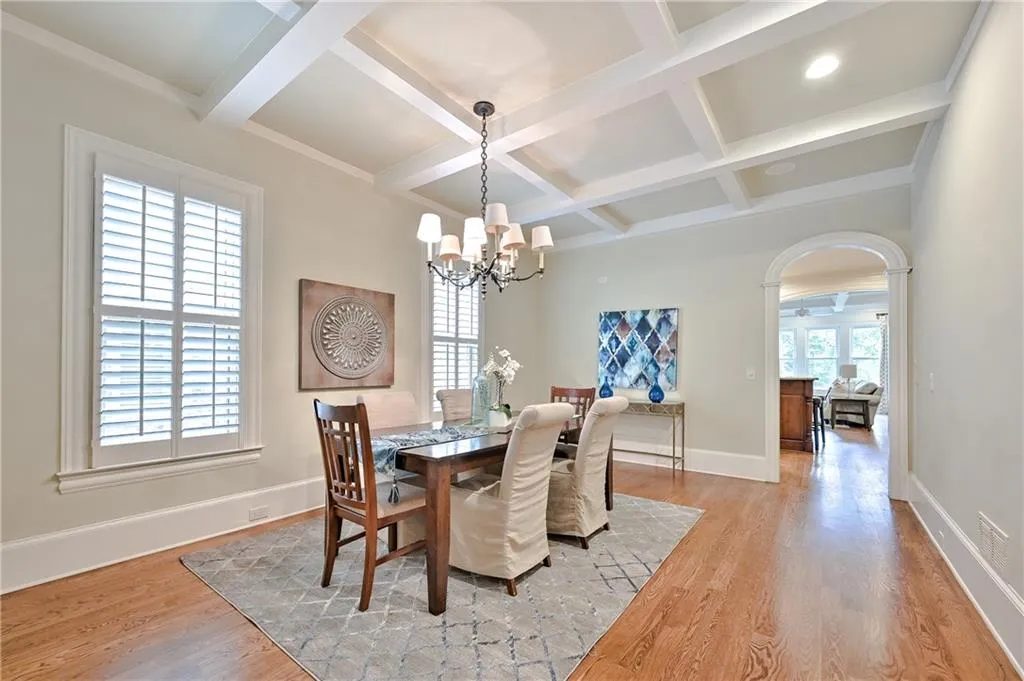 34 High Top Circle, Sandy Springs, Georgia 30328, 6 Bedrooms Bedrooms, ,6 BathroomsBathrooms,Residential,Sold,34 High Top Circle,6924395