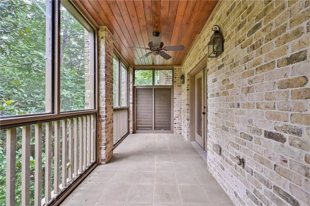 34 High Top Circle, Sandy Springs, Georgia 30328, 6 Bedrooms Bedrooms, ,6 BathroomsBathrooms,Residential,Sold,34 High Top Circle,6924395